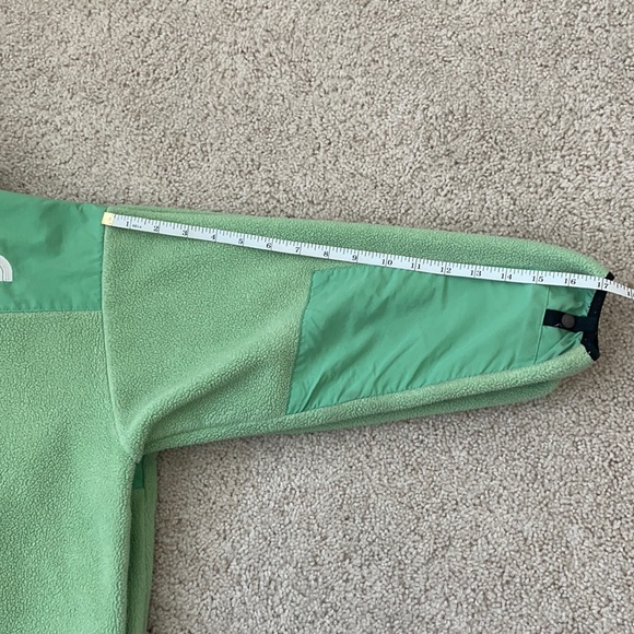 The North Face Jacket Youth in size S-P - Picture 7 of 16
